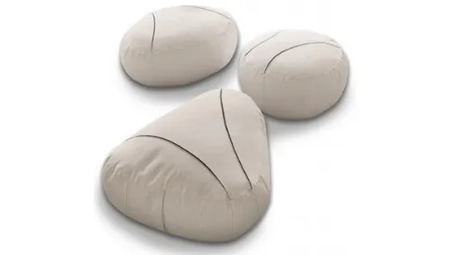 Sassi. Three soft poufs shaped shapes with
